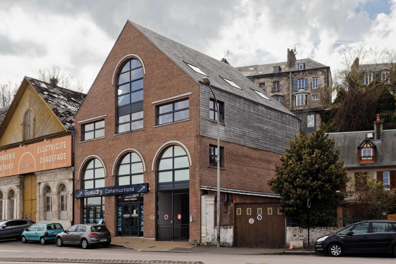 Le Loft Du Cosmopolitain Apartment Honfleur Bagian luar foto