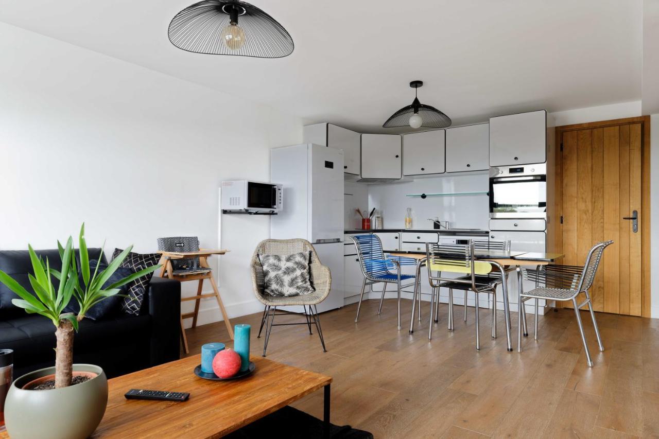 Le Loft Du Cosmopolitain Apartment Honfleur Bagian luar foto