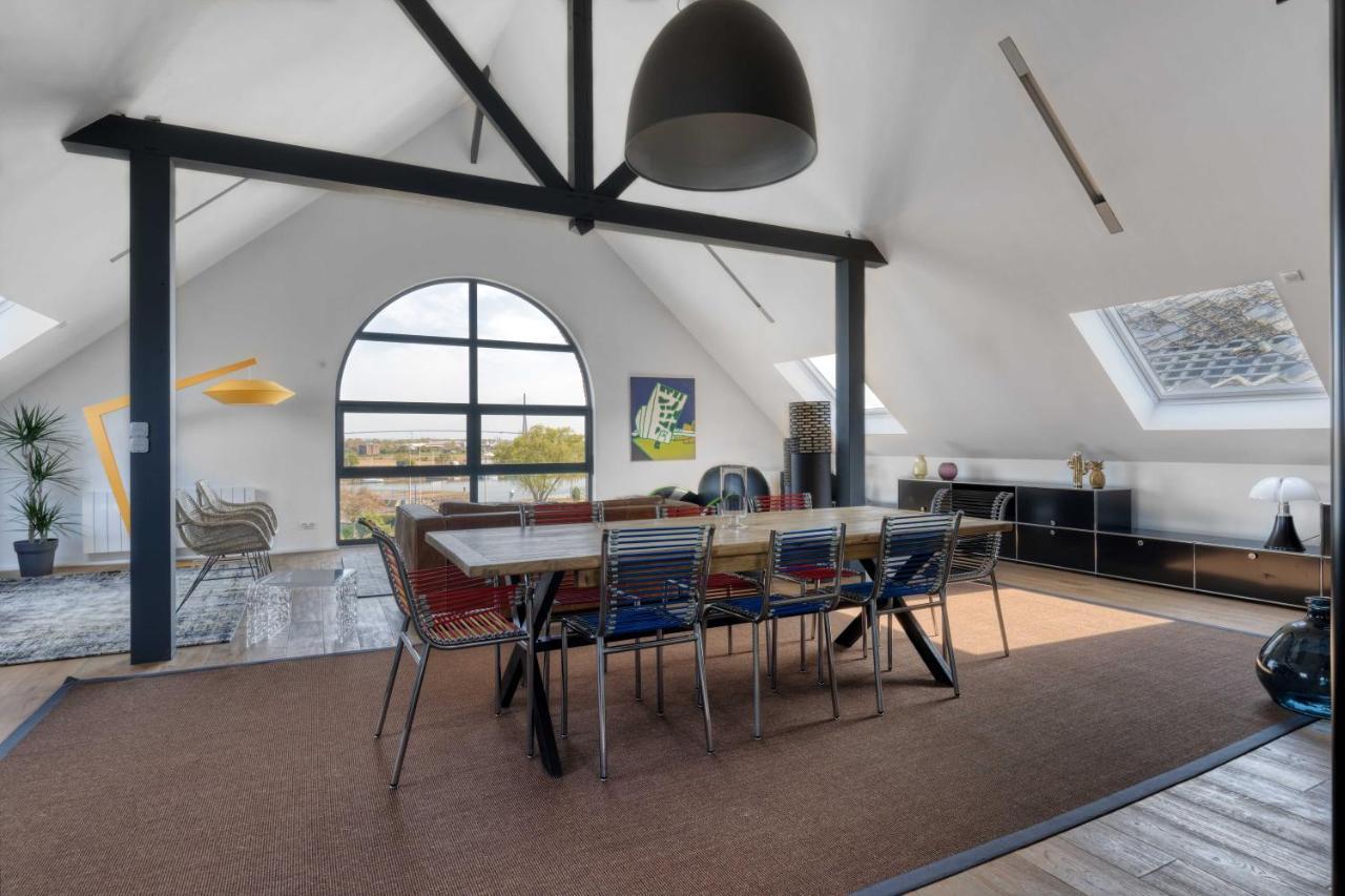 Le Loft Du Cosmopolitain Apartment Honfleur Bagian luar foto